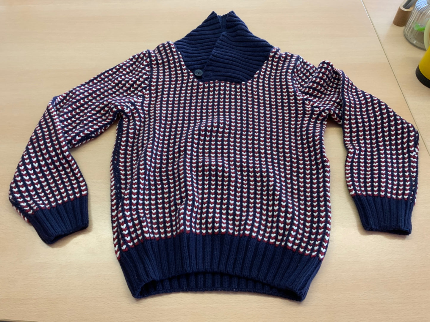 Pullover 134/140 Bunt mit Rot, Weiß und Blau