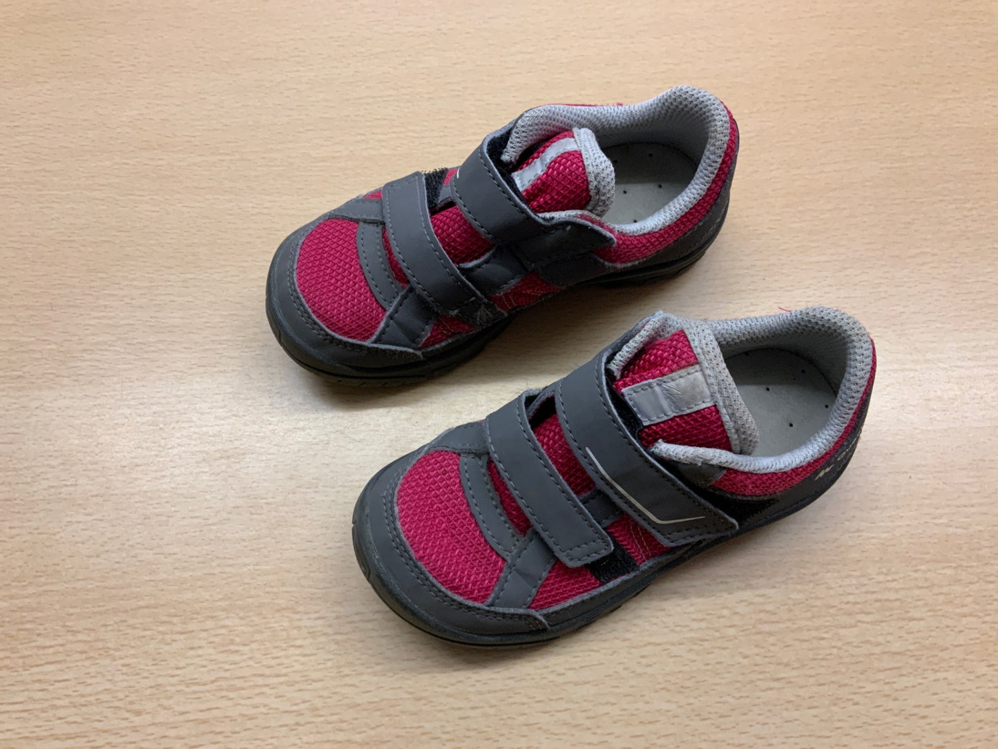 Unbekannt Sneaker Rot und Grau