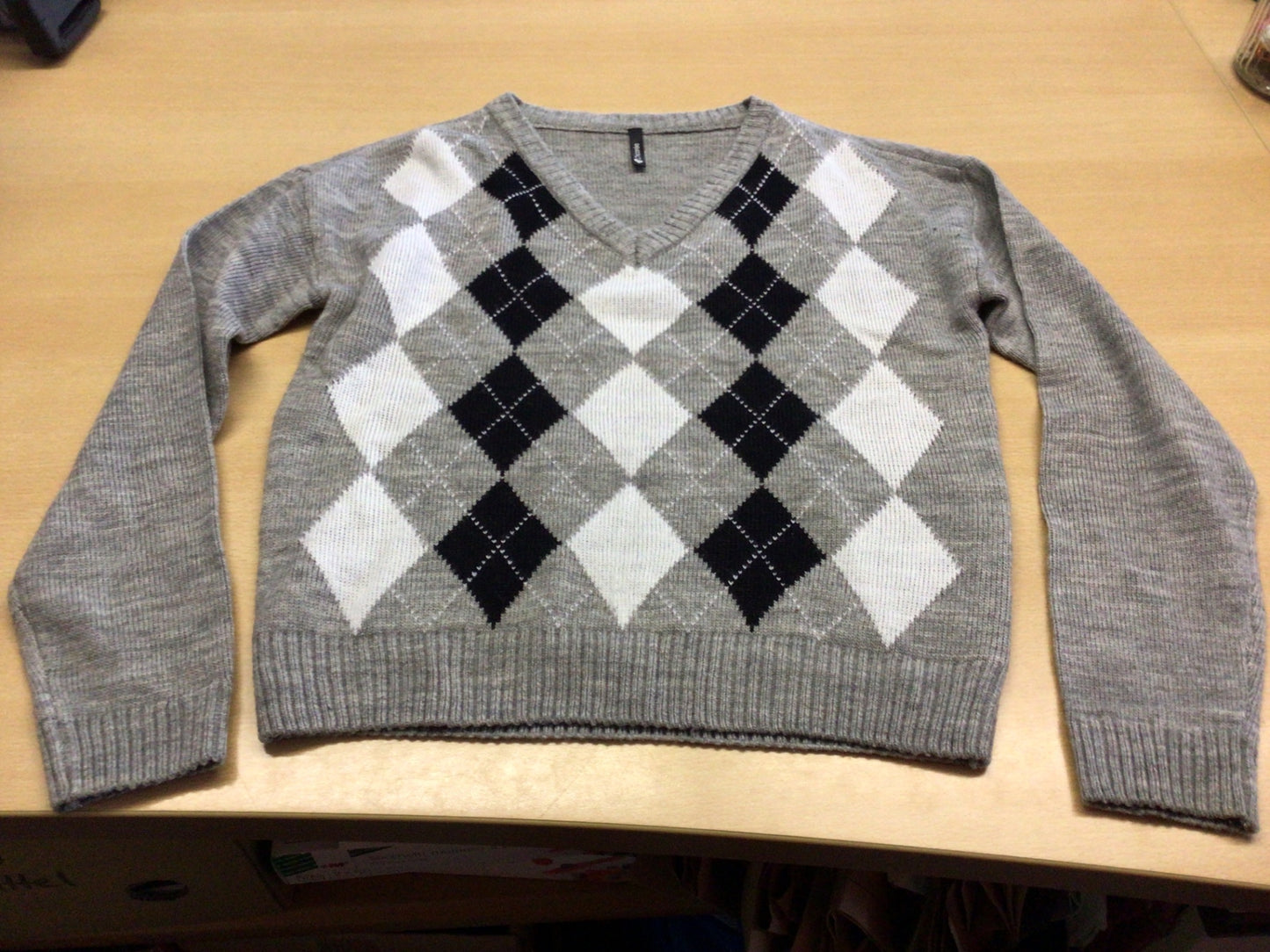 Pullover XS Grau, Schwarz und Weiß