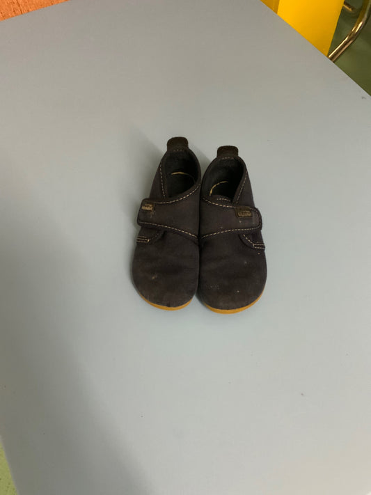 Renata Kinderhausschuhe 24 Blau