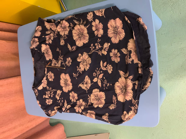 Bluse 40/42 Schwarz mit Blumenmuster