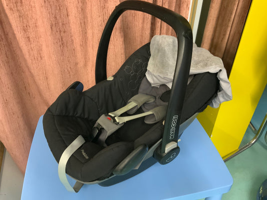 Maxi-Cosi Autokindersitz Schwarz