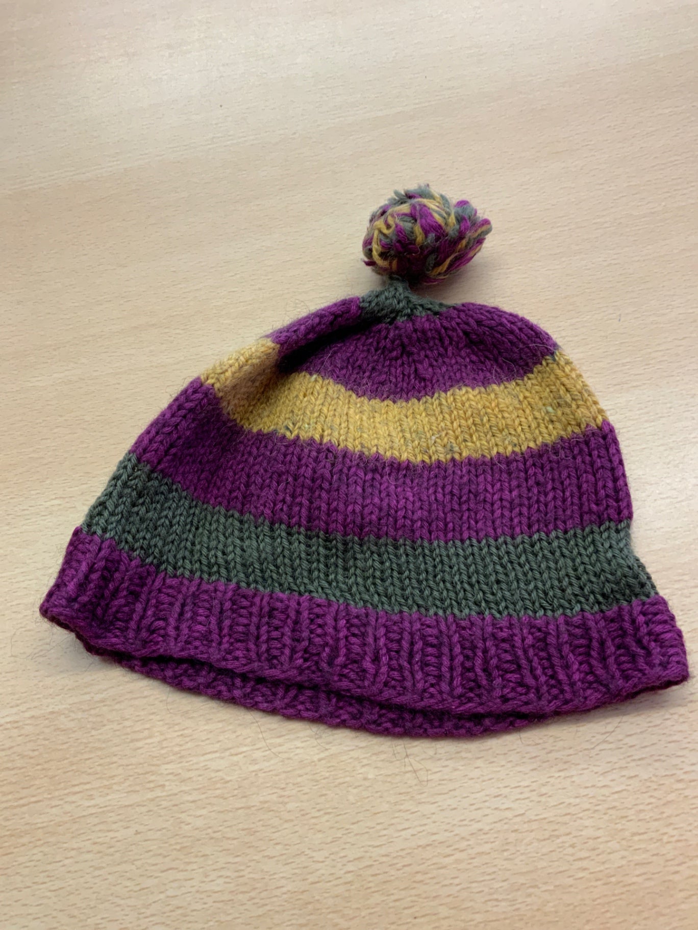 Mütze Lila, Gelb, Grün