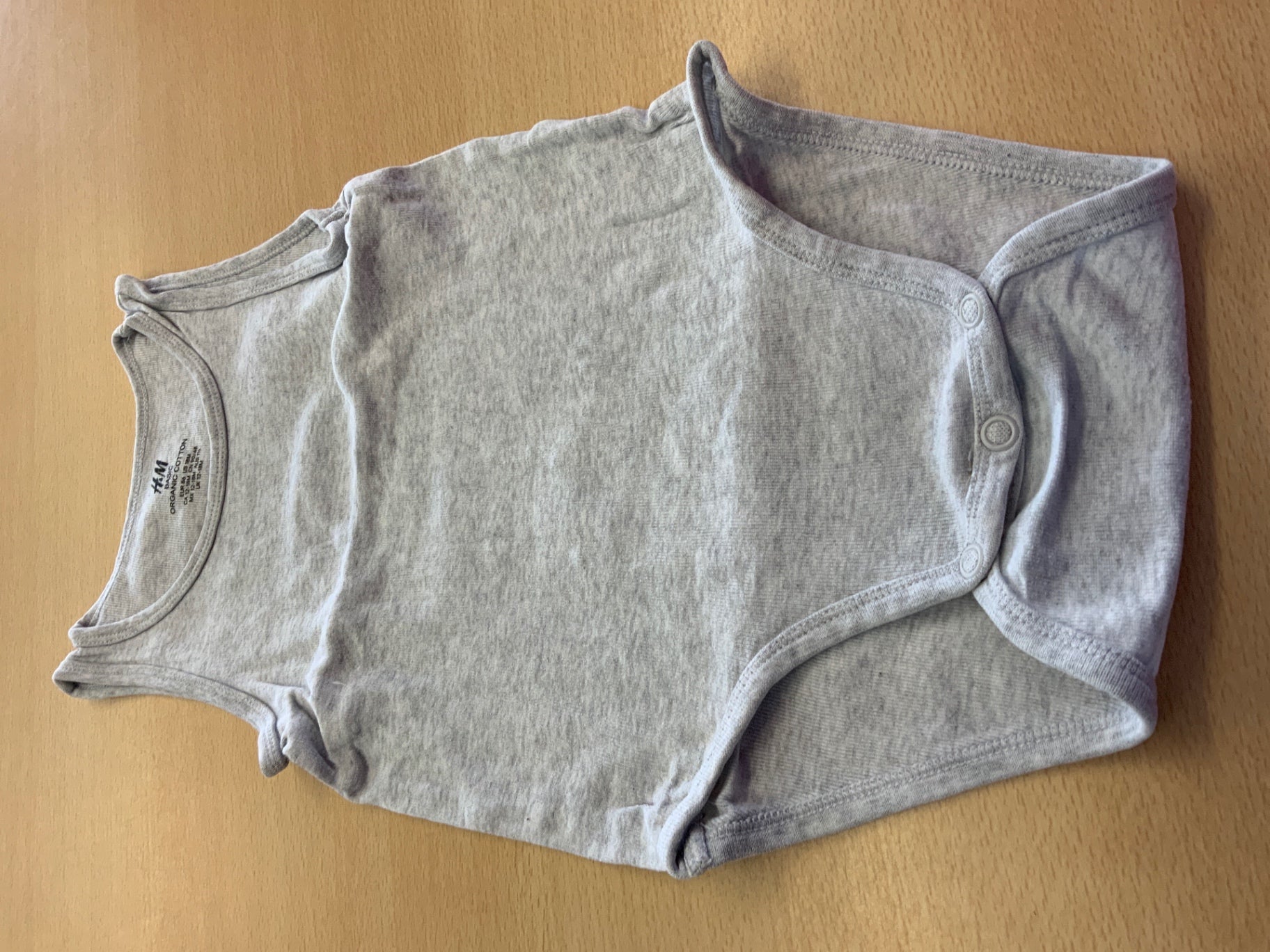 H&M Body 86 Grau