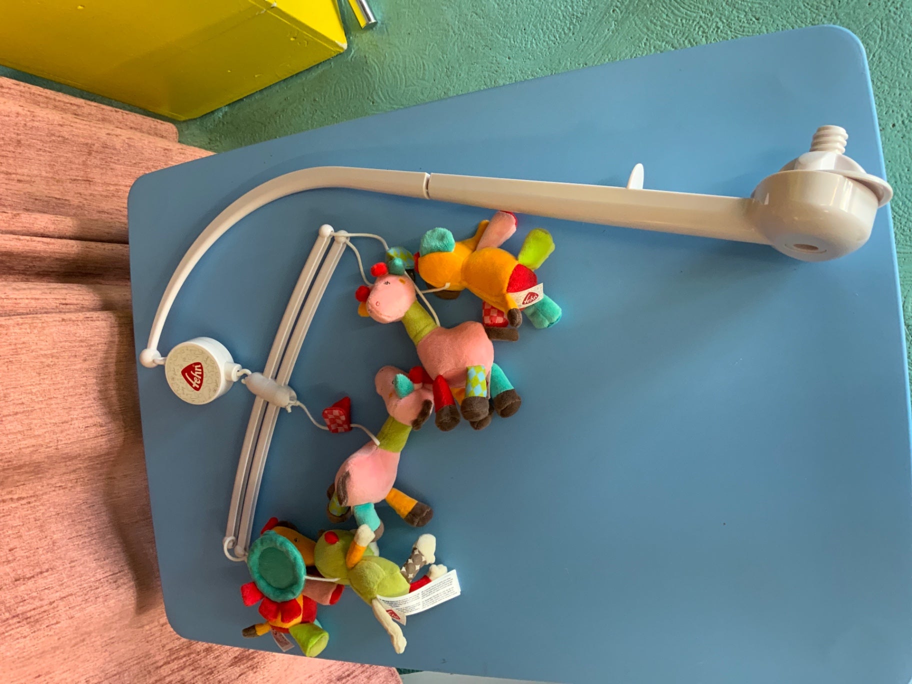 Spielzeug-Mobile Bunt