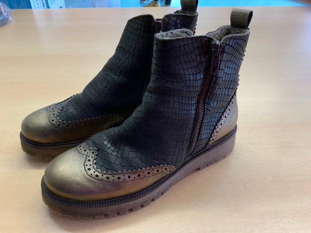 Stiefel 37 Schwarz und Bronze
