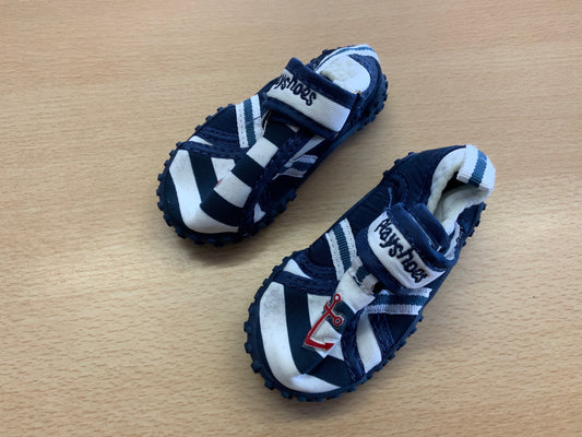 Rugged Gear Bade-Schuhe 18/19 Marineblau und Weiß