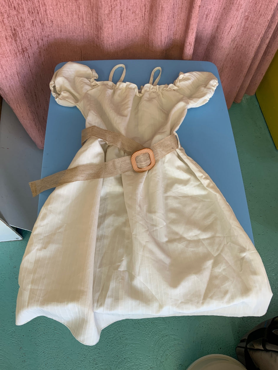 Kleid 134/140 Beige