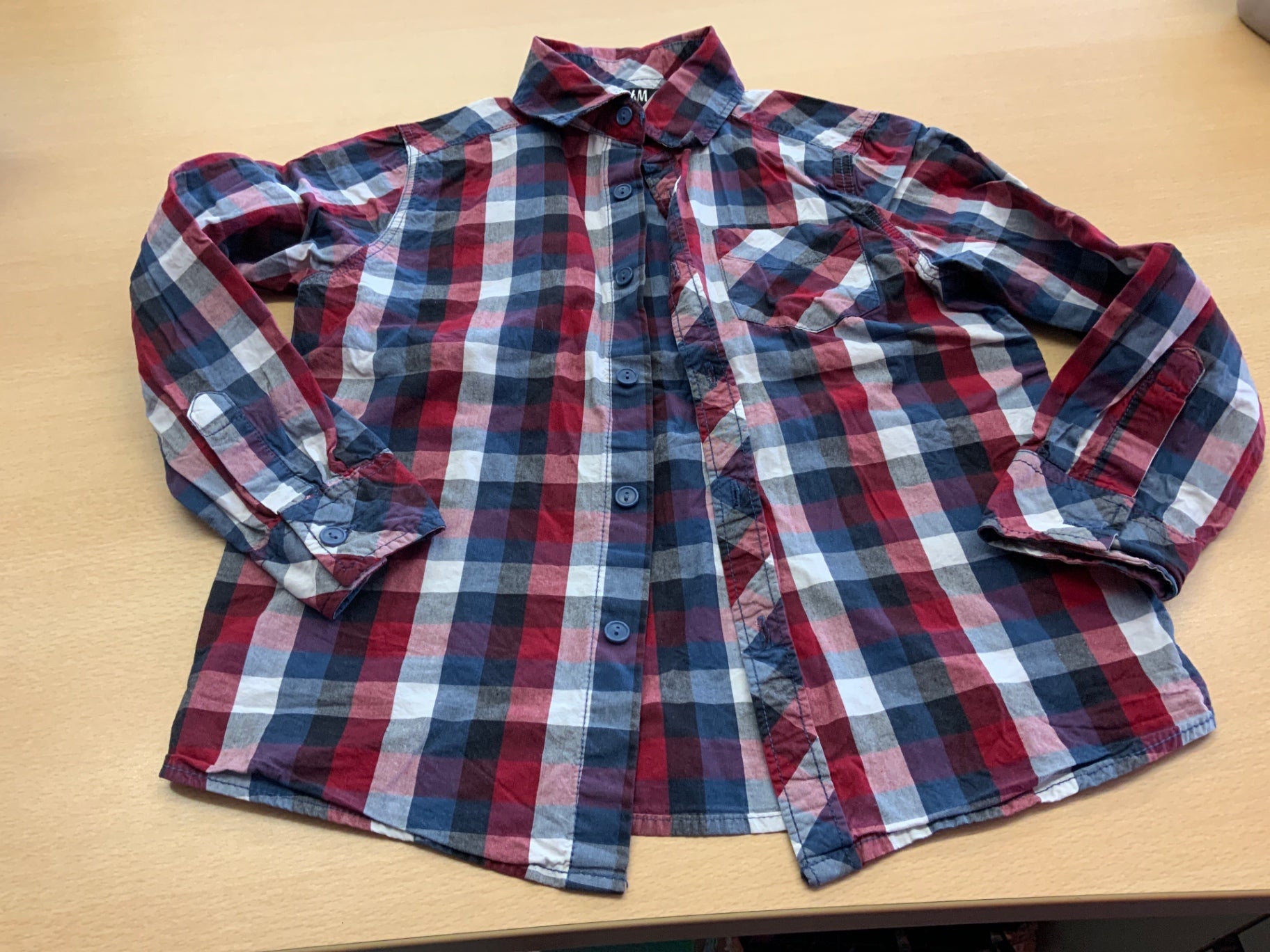 Hemd 128 Rot, Blau, Weiß, Schwarz
