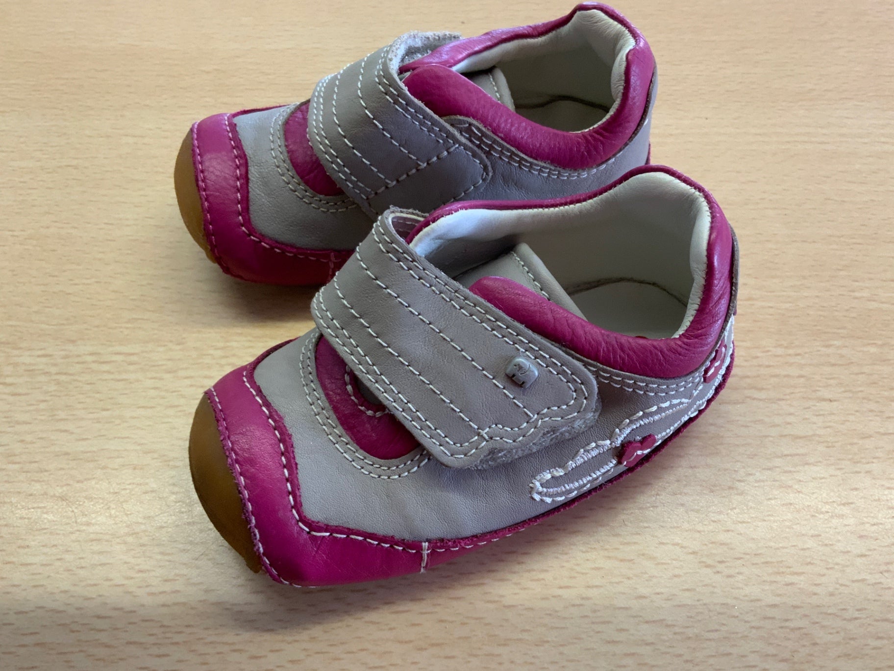 Babyschuhe 19 Grau und Pink