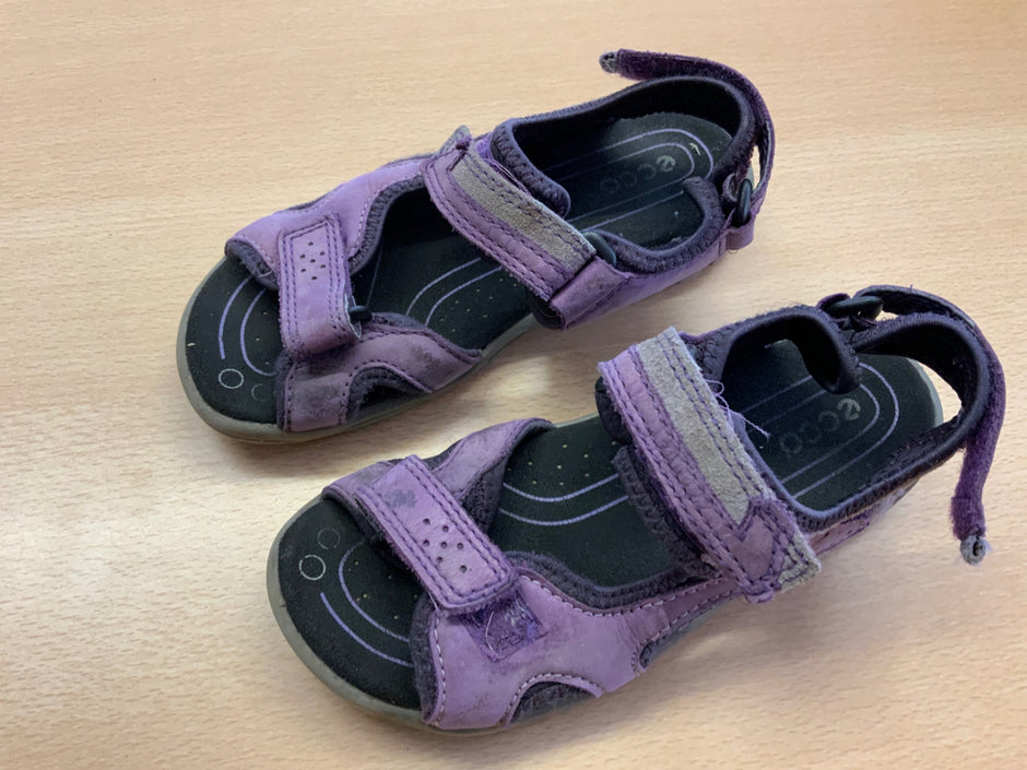 Sandalen 32 Lila und Schwarz