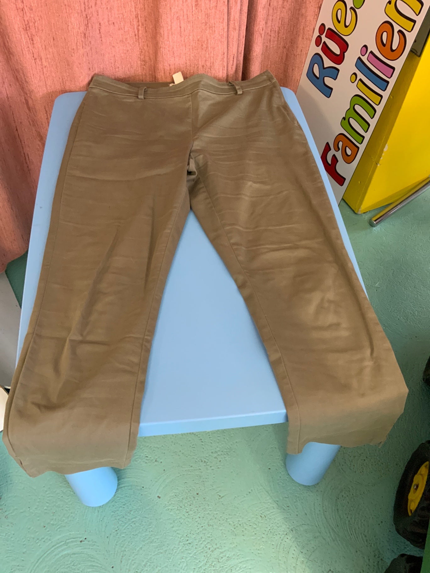Hose 42 Beige