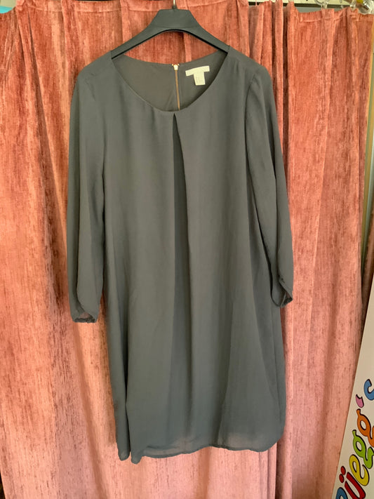 Kleid 42 Grau