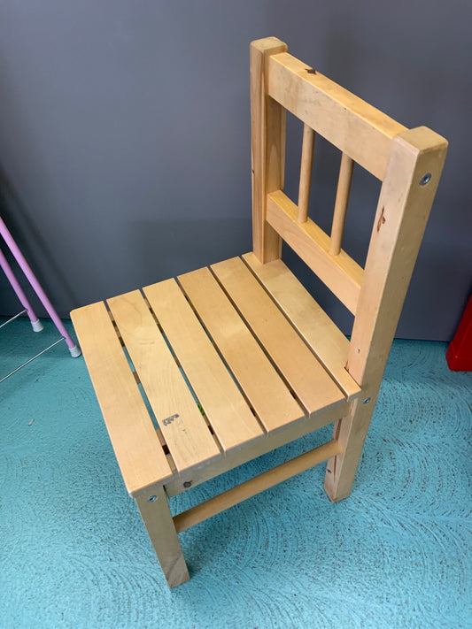  2 Stühle Naturholz