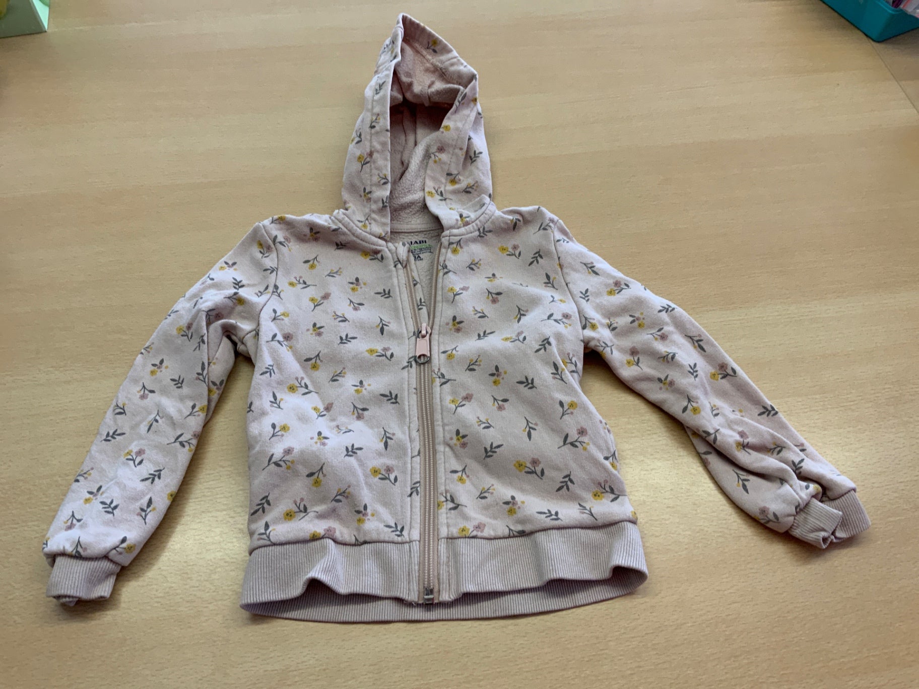 Sweatjacke 98 Hellrosa mit Blumenmuster
