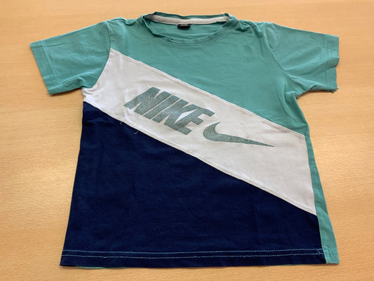 Nike T-Shirt 122/128 Mehrfarbig (Türkis, Weiß, Dunkelblau)