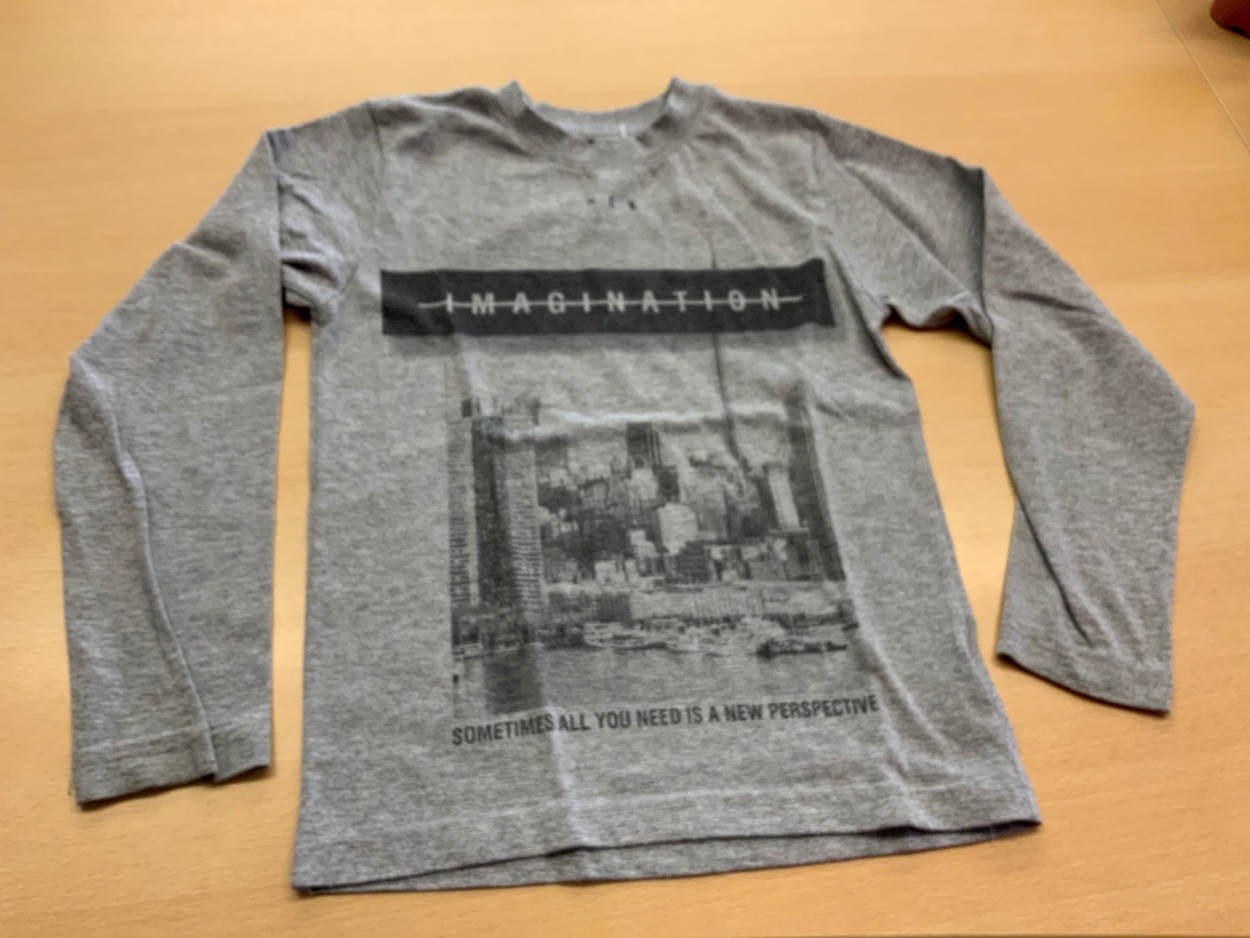  Langarmshirt 116/122 Grau