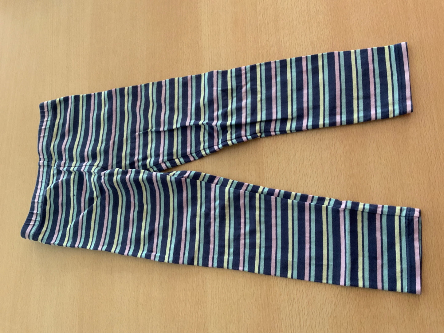 Leggins 104 Bunt mit Streifen in Blau, Pink, Weiß, Grün