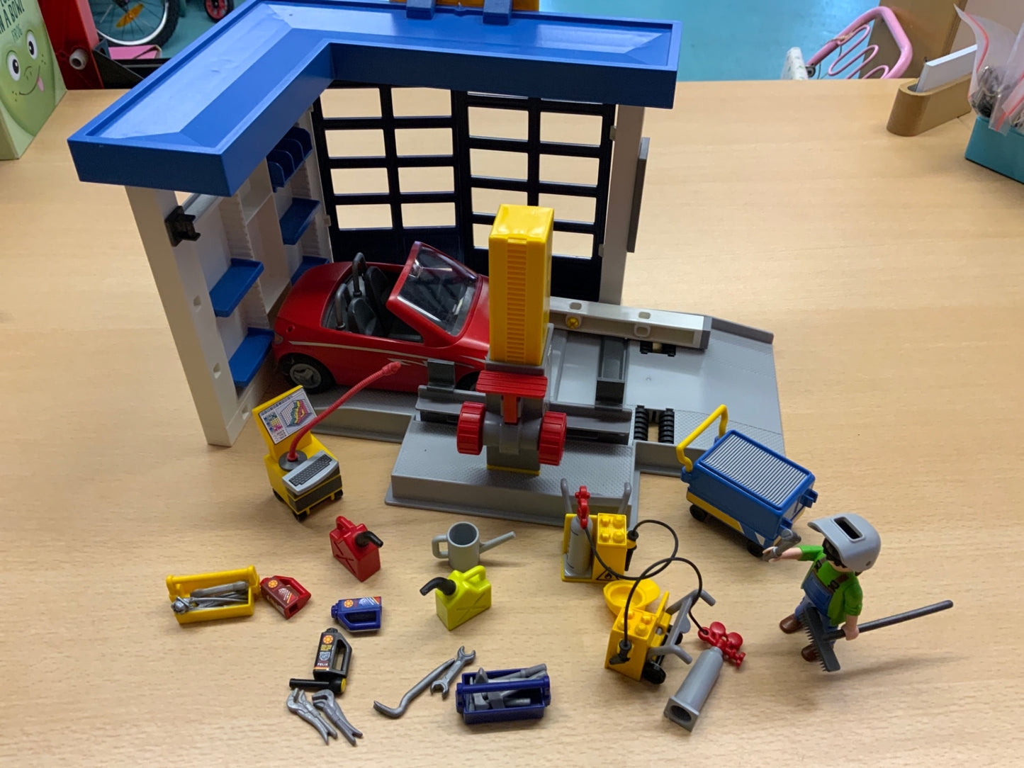 Playmobil Spielzeugset Garage Rot, Gelb, Blau, Grau, Schwarz, Weiß, Grün