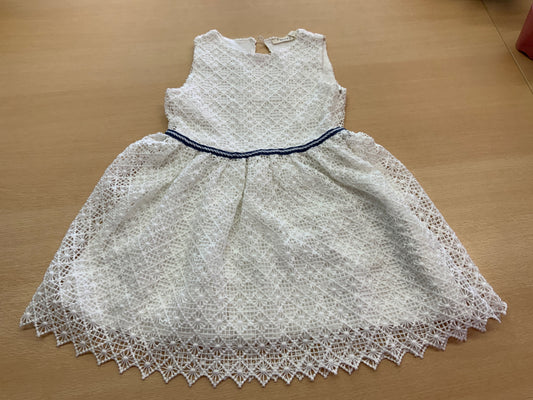 Kleid 104/110 Weiß