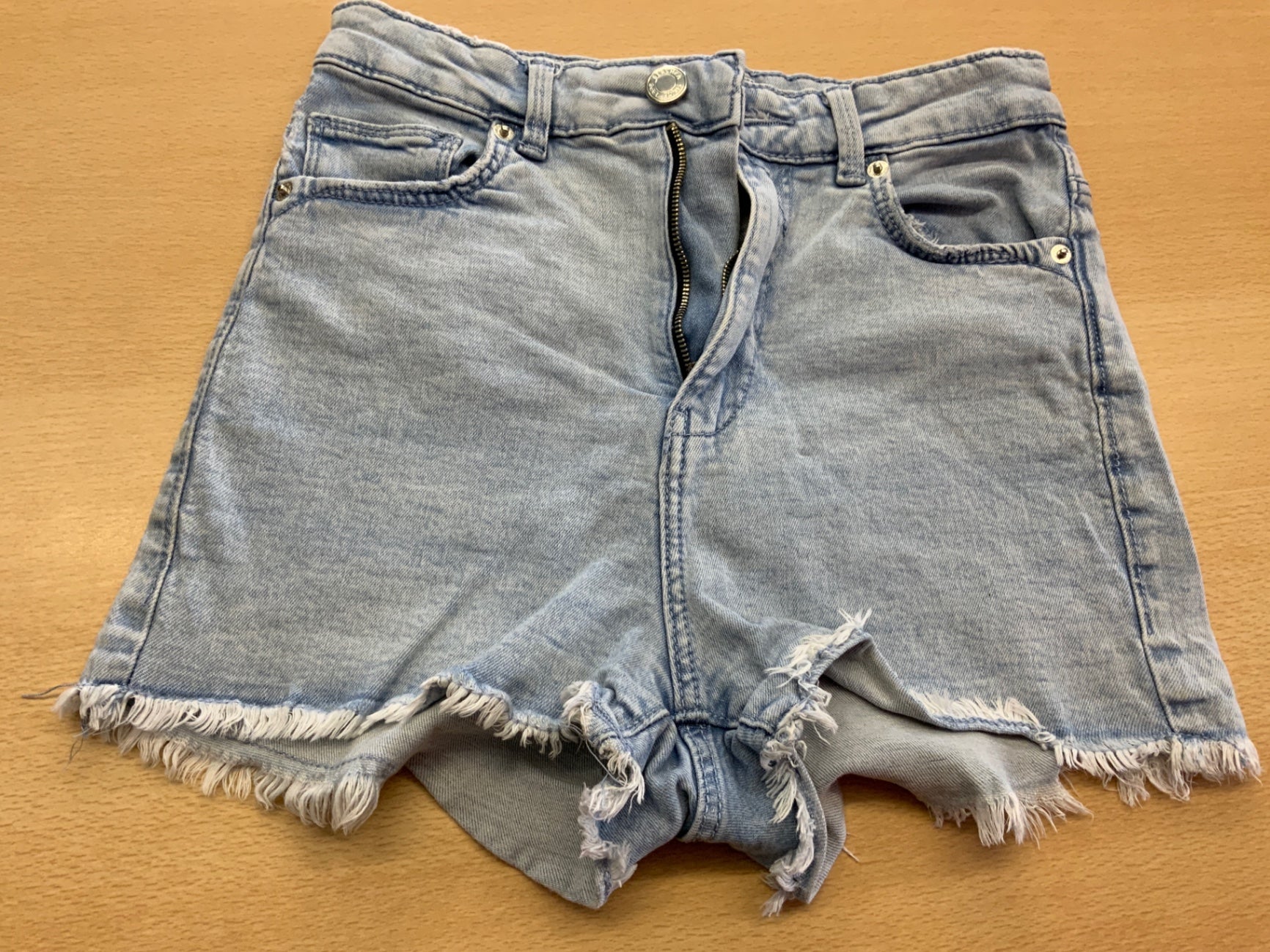 Jeans-Shorts 38 Hellblau