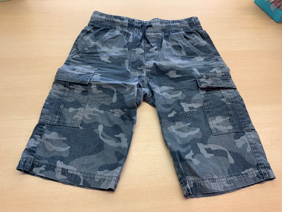Shorts 164 Grau mit Camouflage-Muster
