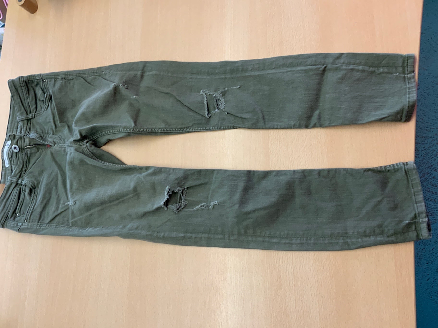 Jeans 36 Olivgrün
