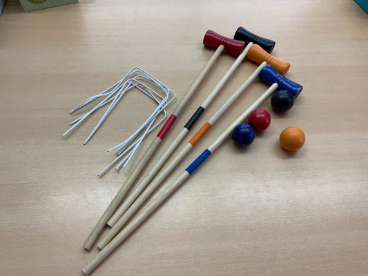 Outdoor Spielzeug Verschiedene Farben (Rot, Blau, Schwarz, Orange, Gelb)