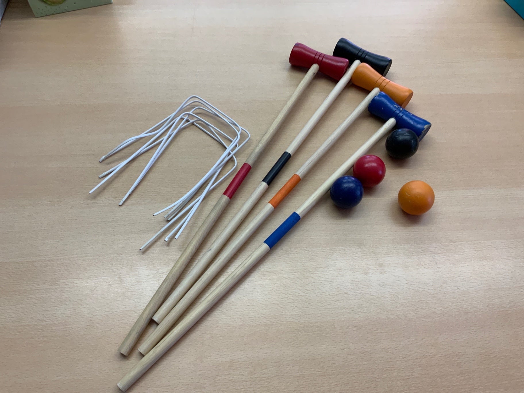 Outdoor Spielzeug Verschiedene Farben (Rot, Blau, Schwarz, Orange, Gelb)