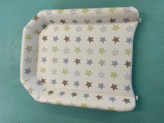  Wickeltisch Weiß mit Sternen in Grau, Braun und Grün