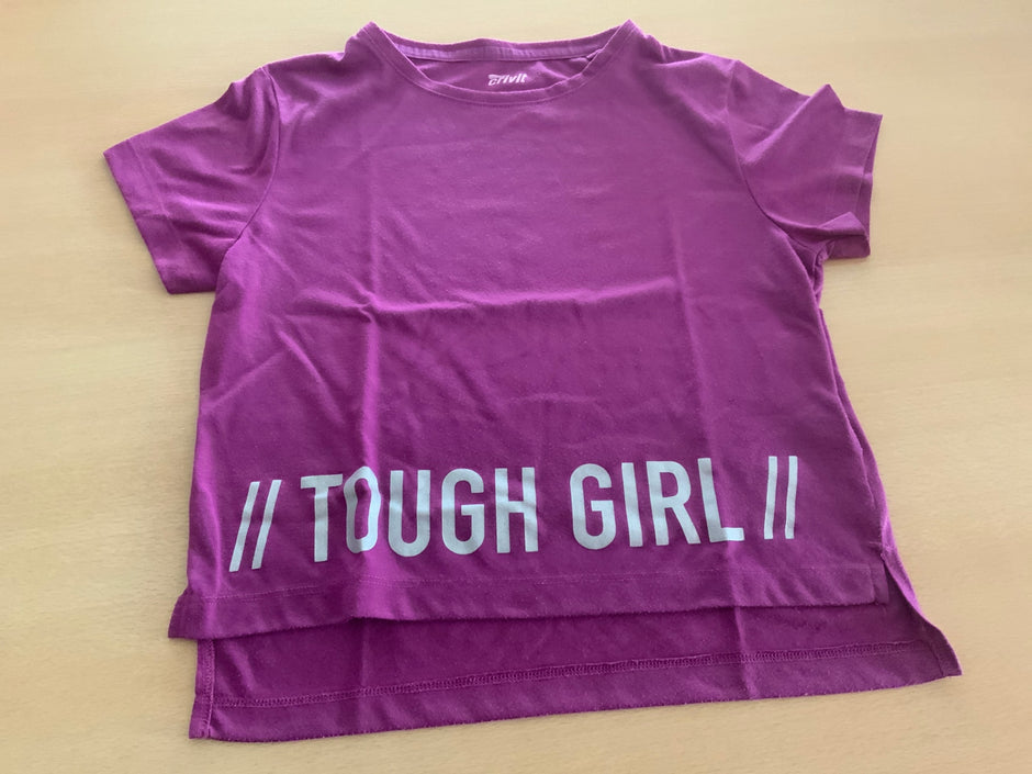 T-Shirt 134/140 Lila