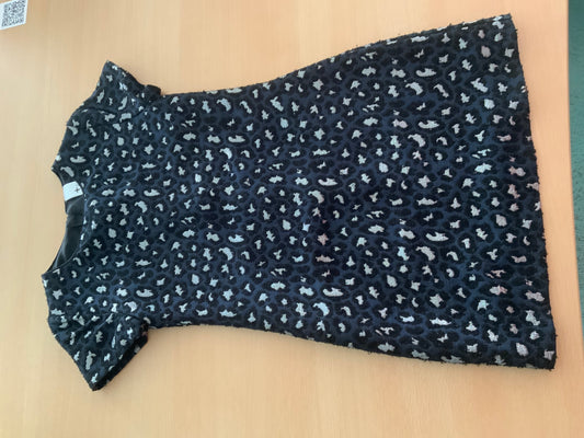 Kleid 140 Schwarz mit Leopardenmuster in Beige