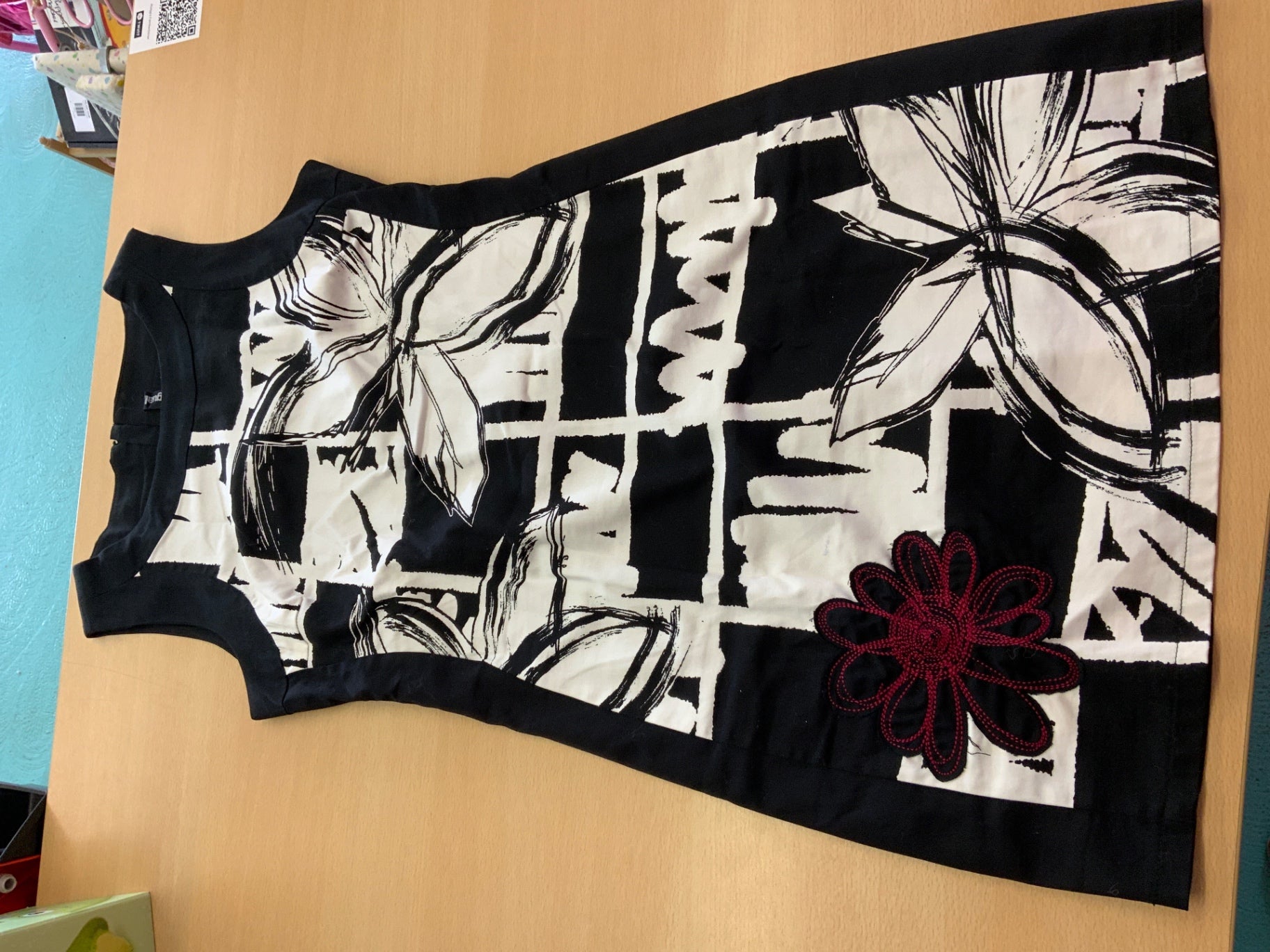 Desigual Kleid 38 Schwarz und Weiß