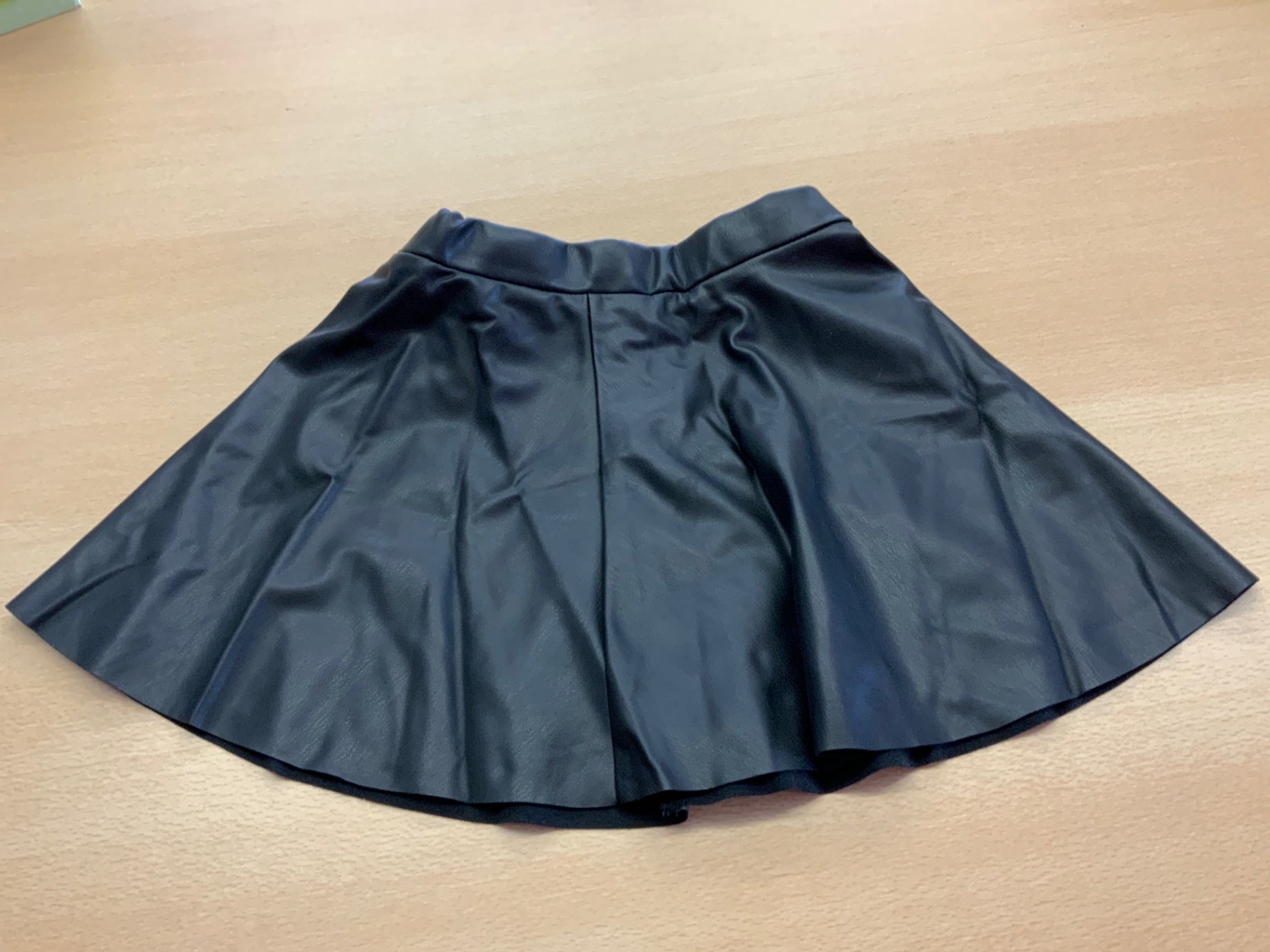 Rock 134/140 Schwarz