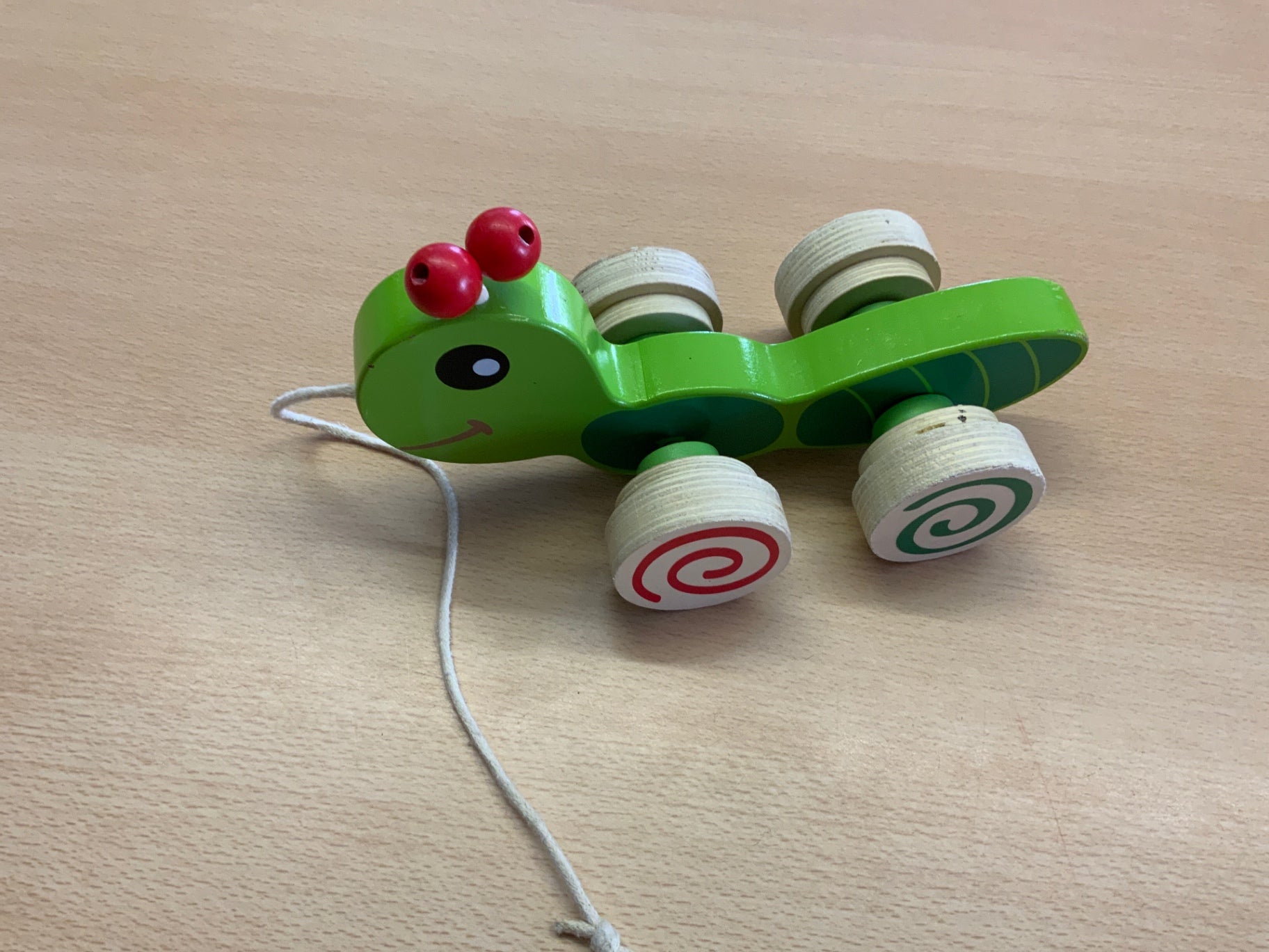 Baby-Spielzeug Grün