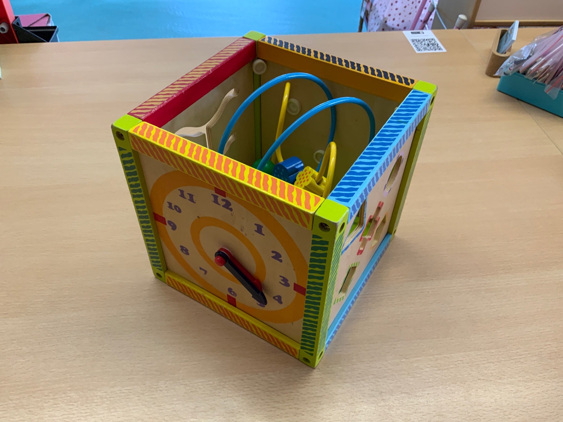 Spielzeugwürfel Bunt