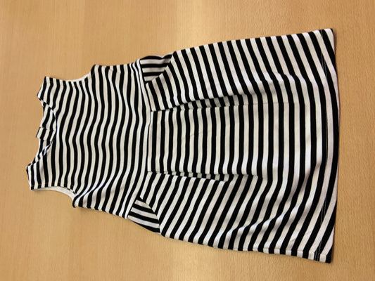  Kleid 98/104 Schwarz-Weiß