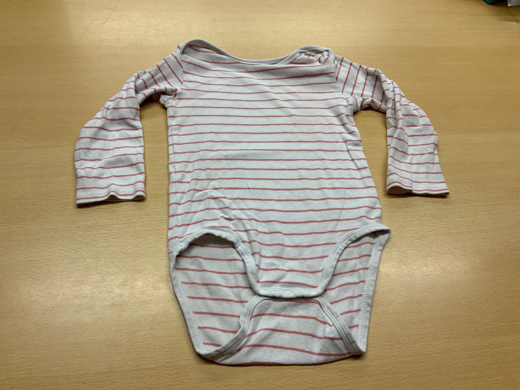 Baby-Body 98 Weiß mit roten Streifen