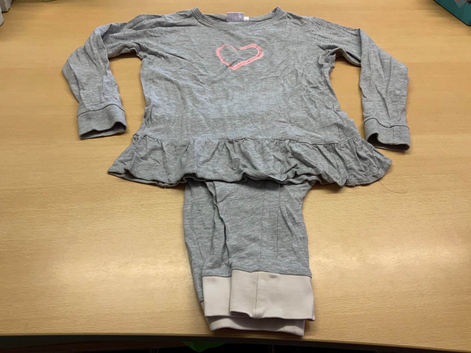 Pyjama 146 Grau
