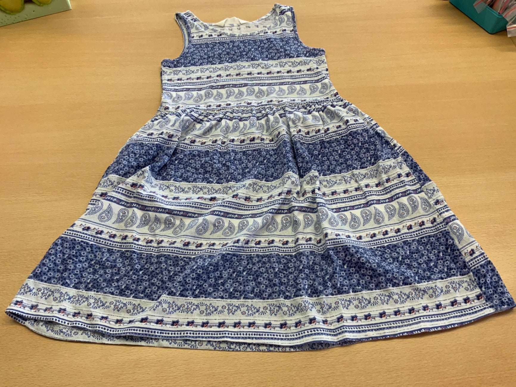 Kleid 122/128 Blau und Weiß