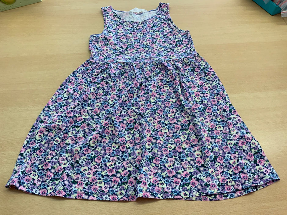 Unbekannt Kleid 134/140 Bunt mit überwiegend pink, lila und weiß