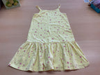 Kleid 134/140 Gelb