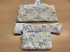 Hochstuhl Tripp Trapp-Set Weiß mit Schmetterlingsmuster in Grau, Gelb und Rosa