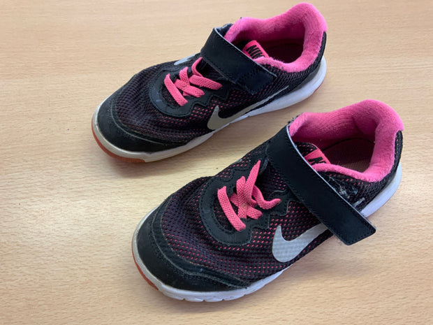 Nike Sneaker 29.5 Schwarz, Pink, Weiß