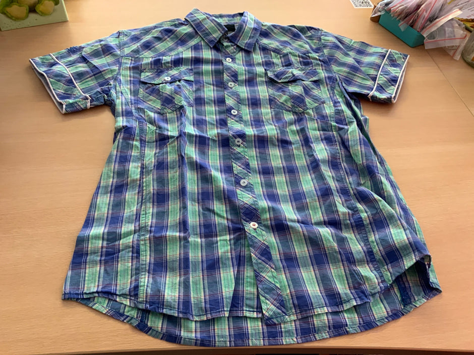  Kurzarmhemd XL Bunt