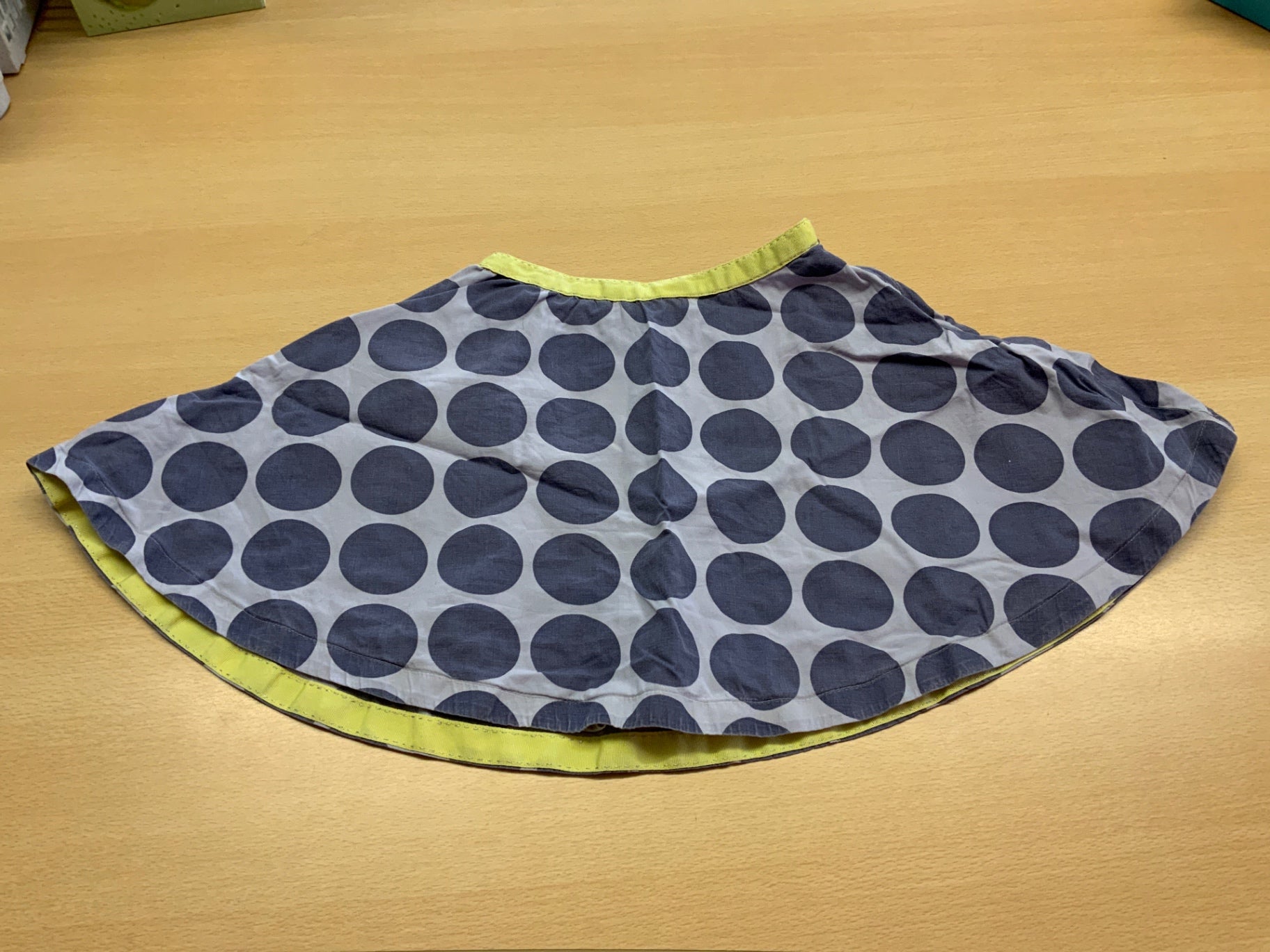 Rock 140 Blau und Gelb