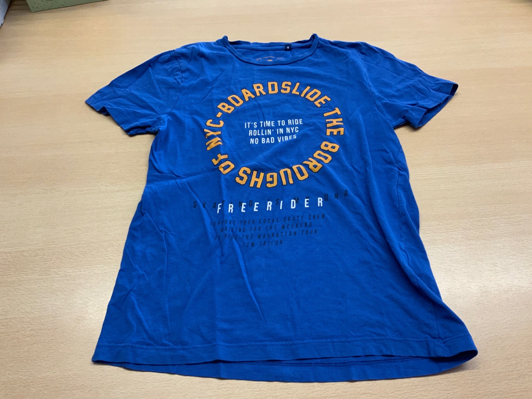 T-Shirt 152 Blau