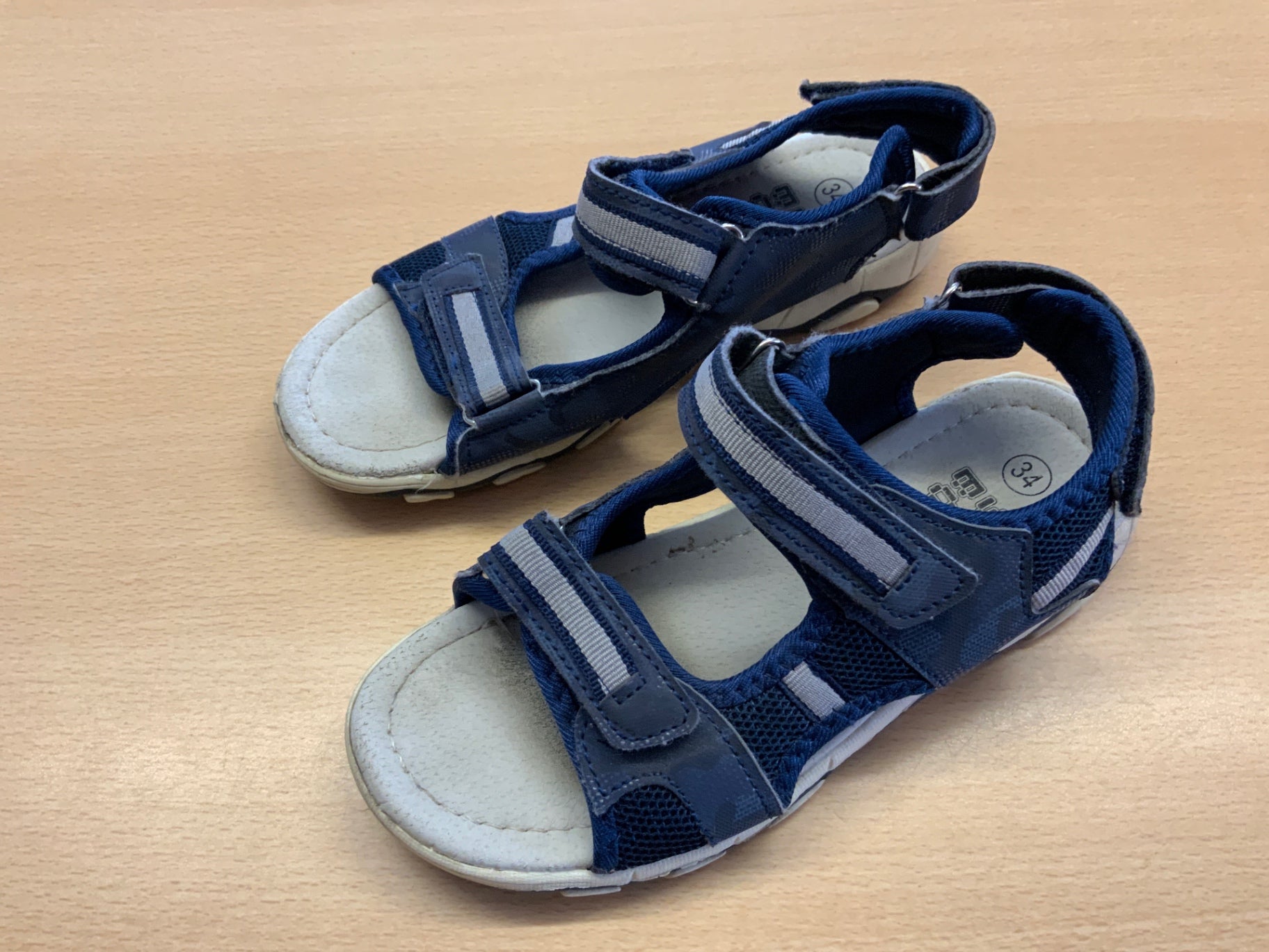  Sandalen 34 Blau