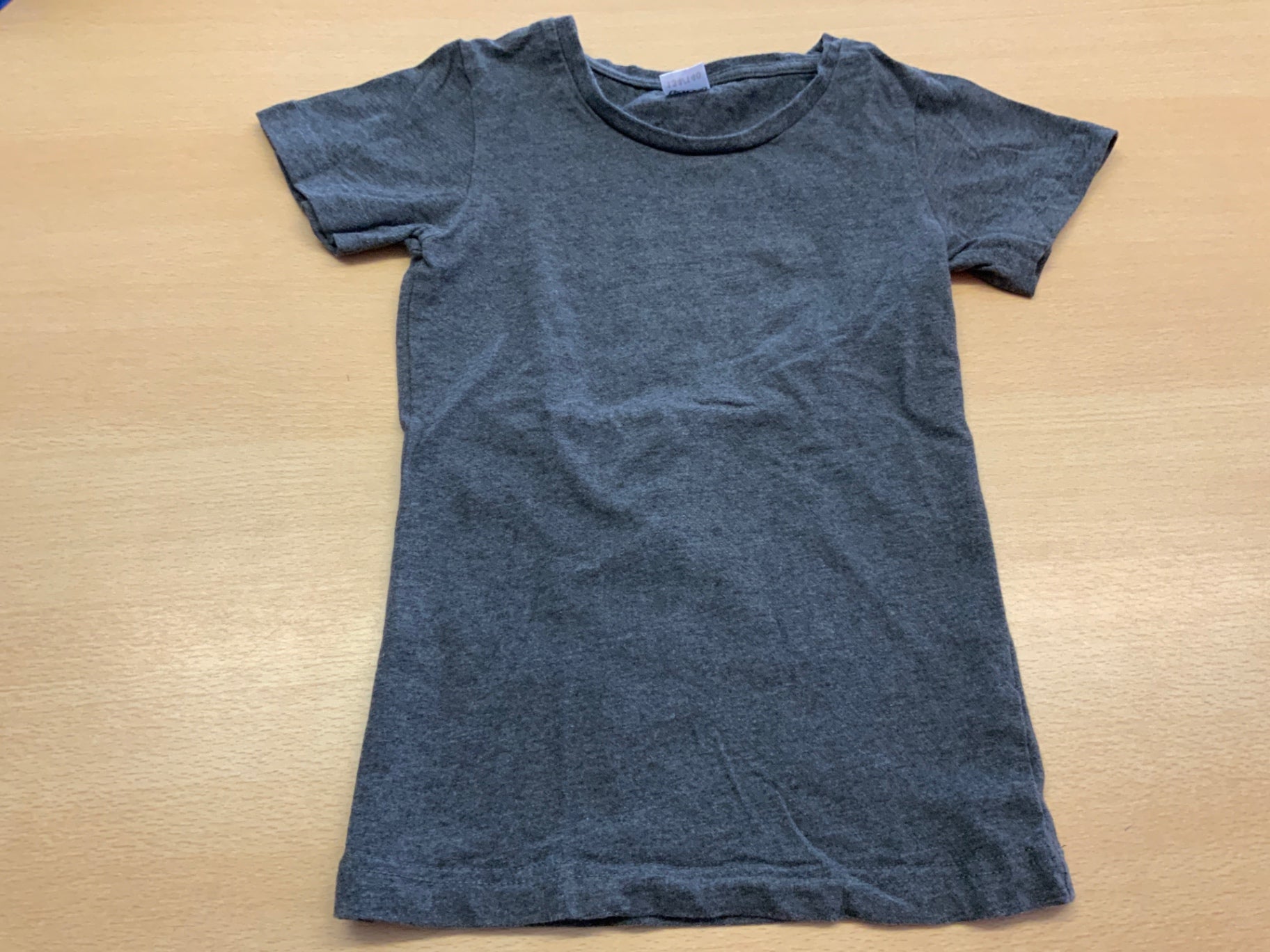 Shirt 134/140 Grau