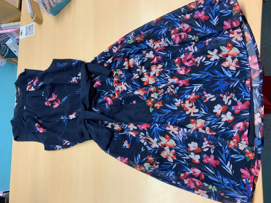 Kleid 32 Blau mit bunten Blumenmuster